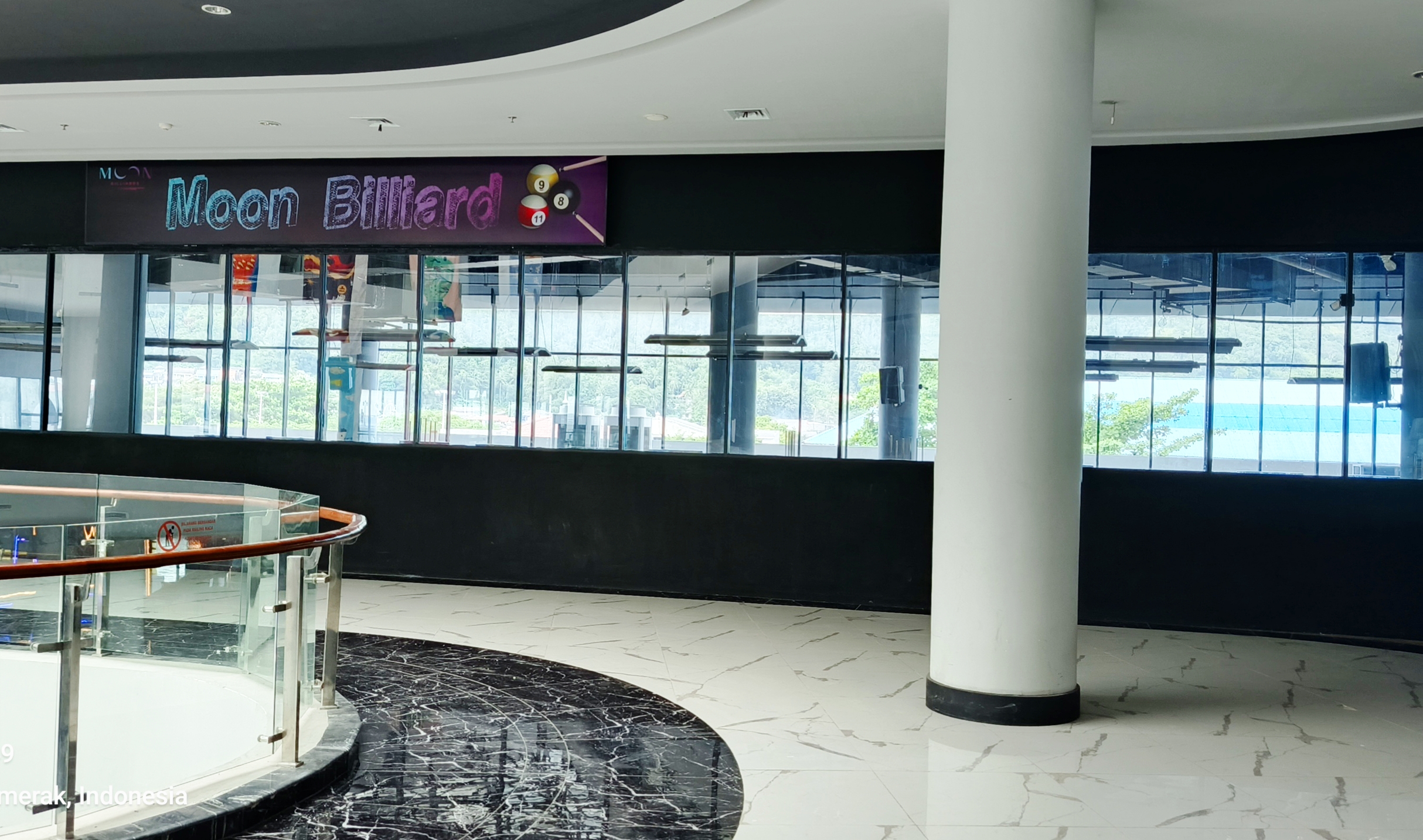 Miras Diduga Masih Beredar di Sosoro Mall Eksekutif Merak, Penegakan Perda Cilegon Disorot