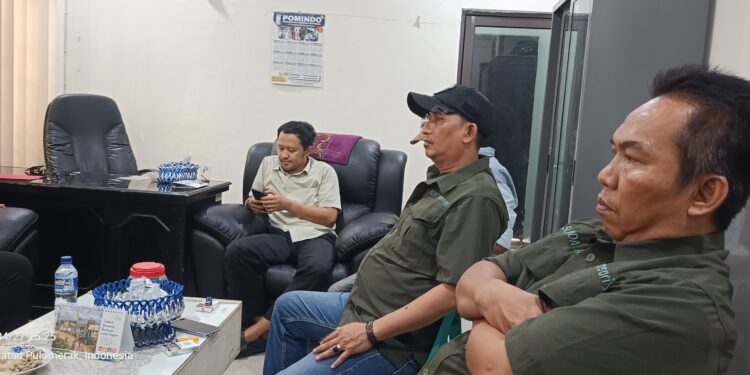Jejak Pendapat BUMKel Camat Pulomerak Dorong Percepatan, Lurah Tamansari Fasilitasi Koordinasi Hukum