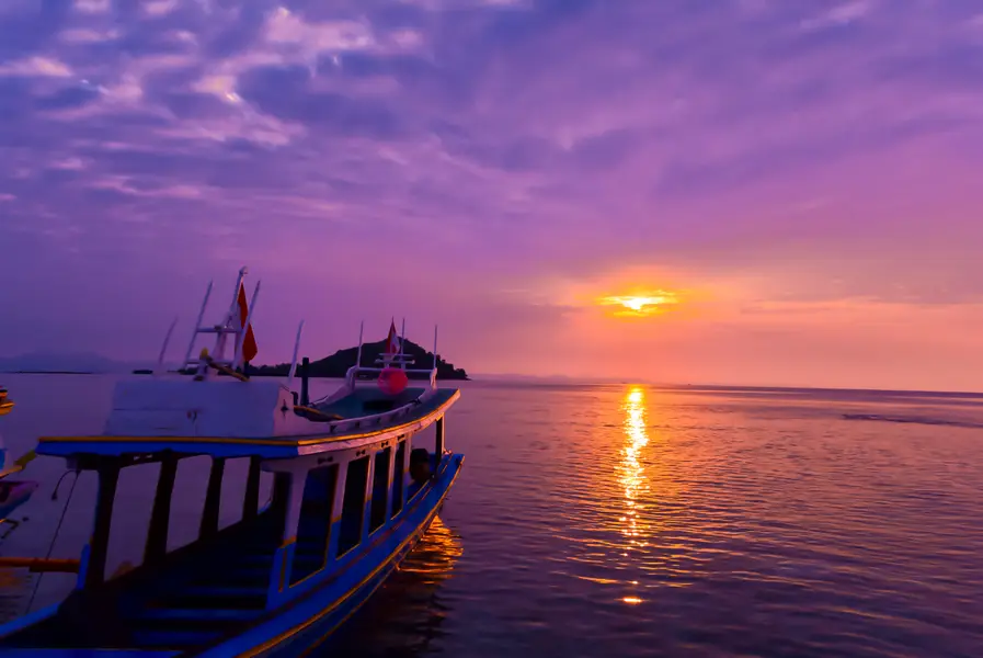 8 Pesona Wisata Bahari di Indonesia yang Wajib Kamu Kunjungi